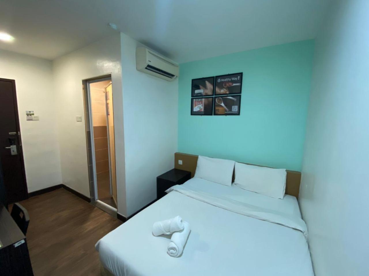 Timez Business Hotel Cheras Buitenkant foto