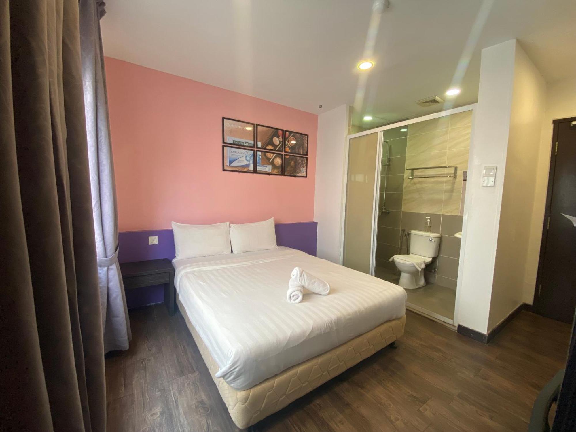 Timez Business Hotel Cheras Buitenkant foto